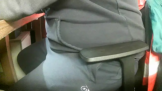 Cygnus58topchef online show from 10-31-25, 03:02