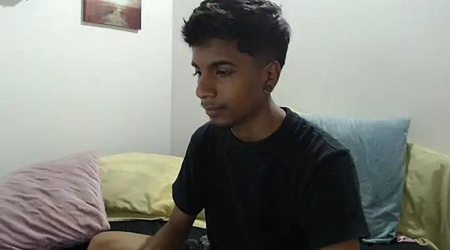 Snapshot of stevenosori chatting on 12-26-24, 12:25 stevenosori online show from 12-26-24, 12:25