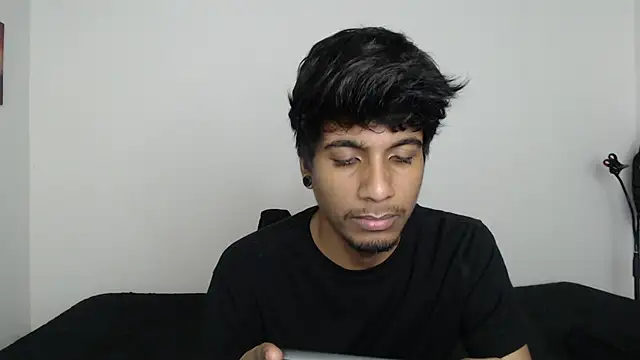 Snapshot of stevenosori chatting on 12-02-25, 10:53 stevenosori online show from 12-02-25, 10:53