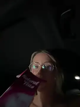 Snapshot of jasminesummer chatting on 02-04-25, 10:55 jasminesummer online show from 02-04-25, 10:55