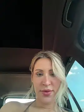 Snapshot of jasminesummer chatting on 03-09-25, 04:44 jasminesummer online show from 03-09-25, 04:44