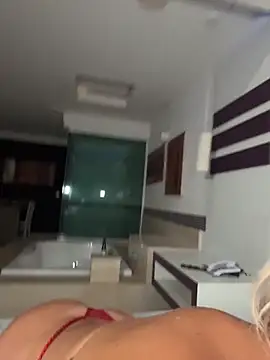 Snapshot of jasminesummer chatting on 02-20-26, 02:39 jasminesummer online show from 02-20-26, 02:39