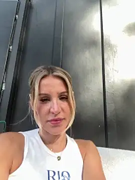 Snapshot of jasminesummer chatting on 03-01-26, 11:07 jasminesummer online show from 03-01-26, 11:07