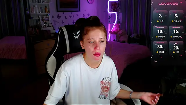 Kira honeyy online show from 09-09-25, 11:10