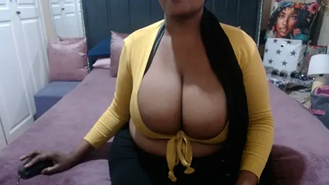 BUSTYDEE online show from 10-21-25, 06:58