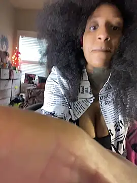 Snapshot of MzParker chatting on 02-09-26, 03:05 MzParker online show from 02-09-26, 03:05