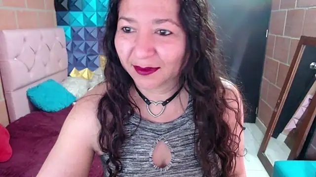 katifoxx online show from 01-30-25, 03:40