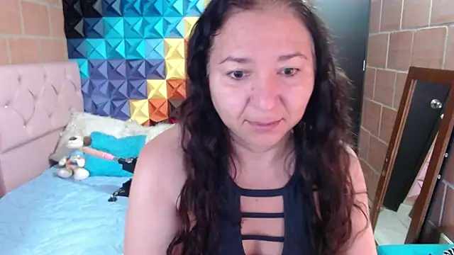 katifoxx online show from 02-17-25, 02:48