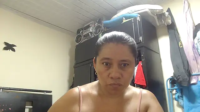 adrixxx38 online show from 04-21-26, 08:12