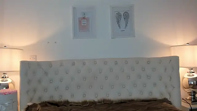 JessicaJames23 online show from 09-16-25, 11:44