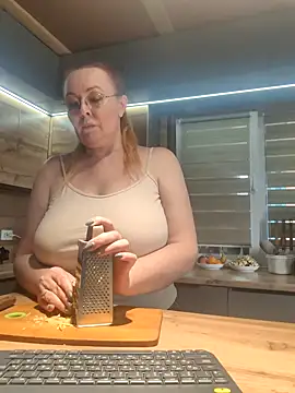 Snapshot of FreeMyFire chatting on 03-19-25, 04:36 FreeMyFire online show from 03-19-25, 04:36