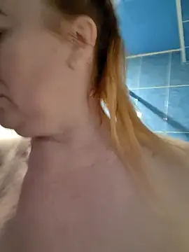 Snapshot of FreeMyFire chatting on 09-09-25, 01:16 FreeMyFire online show from 09-09-25, 01:16