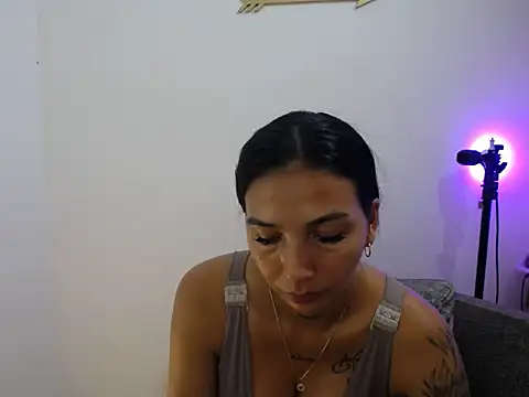 Allyson Smith online show from 01-31-25, 02:48