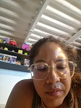 Snapshot of mila38 chatting on 07-16-26, 04:46 mila38 online show from 07-16-26, 04:46
