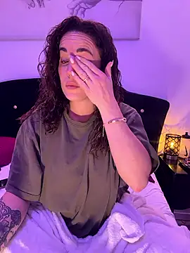 Clara-xoxo online show from 01-09-26, 11:06