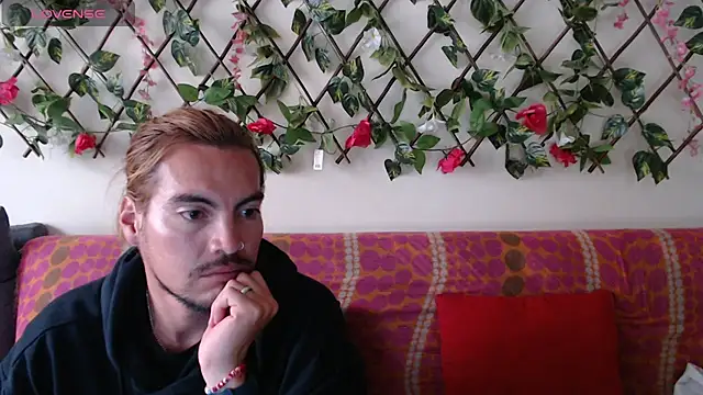 Jack Emily1 online show from 04-19-26, 09:28