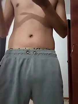 Snapshot of joanpinzon chatting on 02-18-26, 03:19 joanpinzon online show from 02-18-26, 03:19