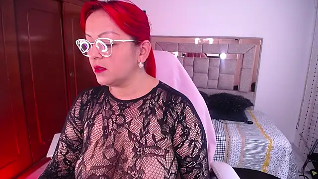 Snapshot of salomecastro_ chatting on 10-19-25, 03:34 salomecastro online show from 10-19-25, 03:34