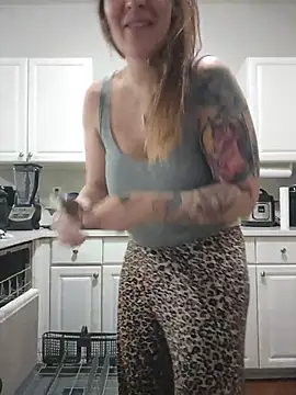 HollyTattoo online show from 07-17-26, 10:33