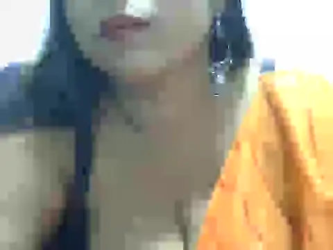 Snapshot of ROSEE_MERRYYYY chatting on 09-10-25, 05:35 ROSEE MERRYYYY online show from 09-10-25, 05:35