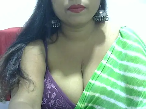 Snapshot of ROSEE_MERRYYYY chatting on 09-17-25, 05:25 ROSEE MERRYYYY online show from 09-17-25, 05:25
