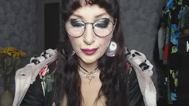 Aziza1 online show from 10-16-25, 03:46