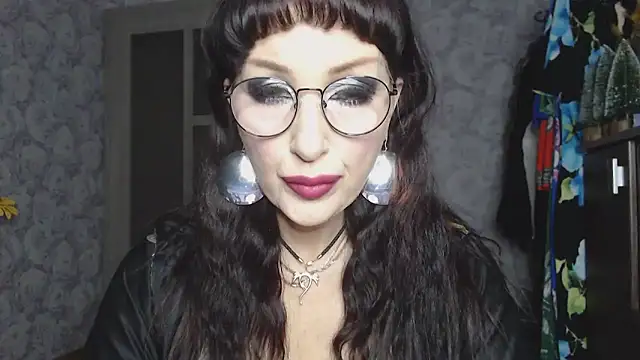 Aziza1 online show from 11-14-25, 01:43