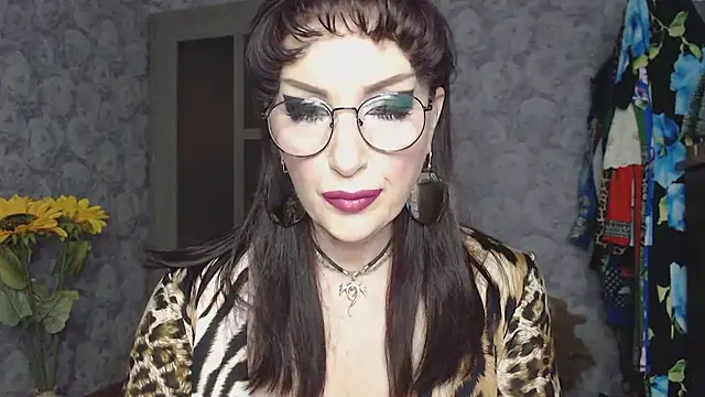 Aziza1 online show from 04-13-26, 02:22