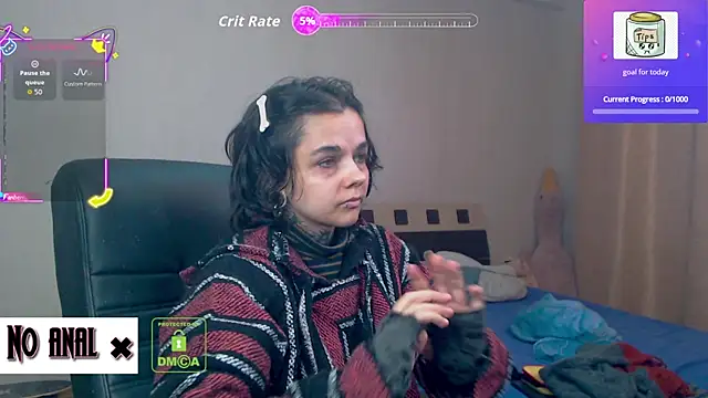 Snapshot of Dark__Elf chatting on 10-24-25, 03:36 Dark Elf online show from 10-24-25, 03:36