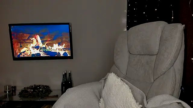 SeasonalSomeone online show from 01-28-25, 09:50