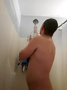 Snapshot of MaddyC6992 chatting on 01-10-25, 03:39 MaddyC6992 online show from 01-10-25, 03:39