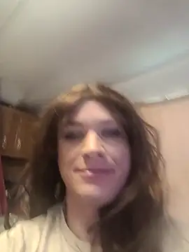 Snapshot of MaddyC6992 chatting on 10-08-25, 05:10 MaddyC6992 online show from 10-08-25, 05:10