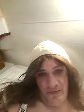 MaddyC6992 online show from 02-01-26, 01:04