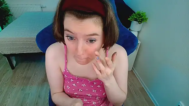 CranberryHot online show from 09-12-25, 01:17