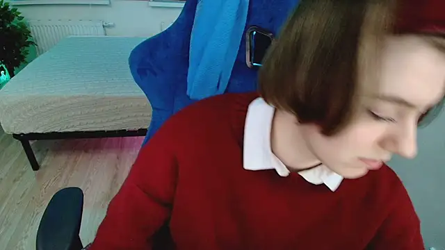 CranberryHot online show from 09-30-25, 03:22