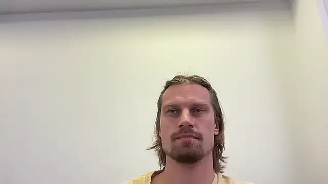 fmodel online show from 11-04-25, 10:36