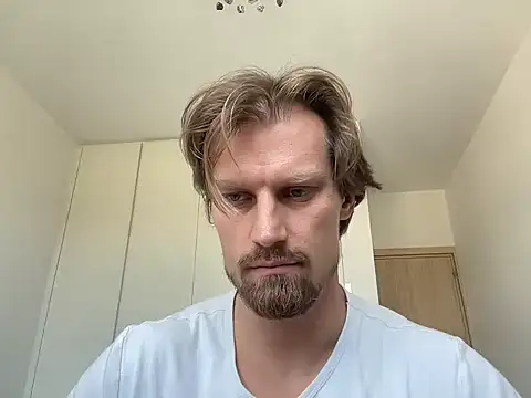 fmodel online show from 04-23-26, 10:25