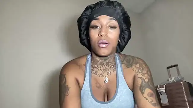 Creamesensation online show from 04-15-26, 04:19