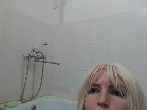 Snapshot of mimimi28 chatting on 12-06-24, 06:28 mimimi28 online show from 12-06-24, 06:28