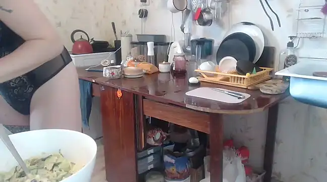 Snapshot of mimimi28 chatting on 03-15-25, 06:14 mimimi28 online show from 03-15-25, 06:14