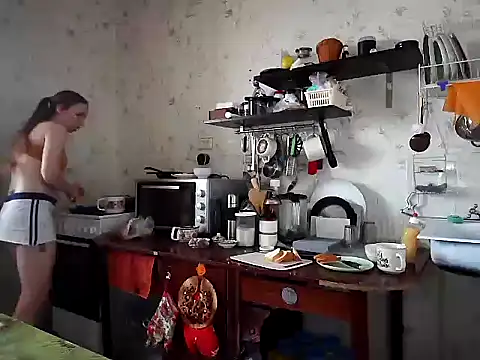 Snapshot of mimimi28 chatting on 02-08-26, 07:56 mimimi28 online show from 02-08-26, 07:56