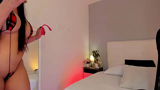 NataliaBuiles online show from 10-09-25, 04:05