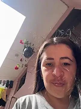 latinfemale online show from 05-18-26, 06:47