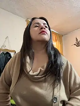 latinfemale online show from 06-22-26, 08:39