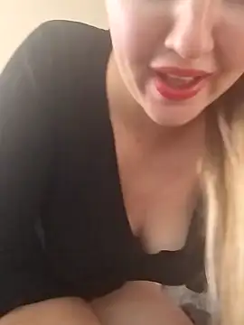 Snapshot of Mllesha74000 chatting on 01-23-25, 12:19 Mllesha74000 online show from 01-23-25, 12:19