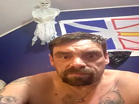 Snapshot of canadacockinme chatting on 12-17-25, 05:35 canadacockinme online show from 12-17-25, 05:35