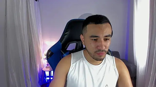 Snapshot of Nick_Moca chatting on 12-01-24, 04:29 Nick Moca online show from 12-01-24, 04:29