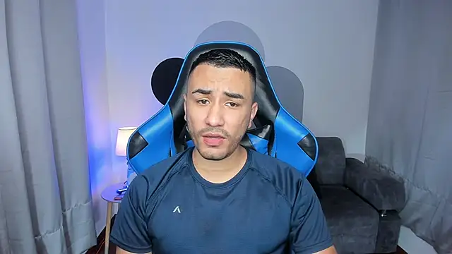 Snapshot of Nick_Moca chatting on 01-05-25, 06:13 Nick Moca online show from 01-05-25, 06:13