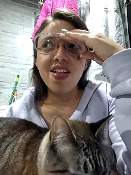 linda-schmidt online show from 09-27-25, 03:33