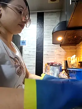 linda-schmidt online show from 10-05-25, 08:29